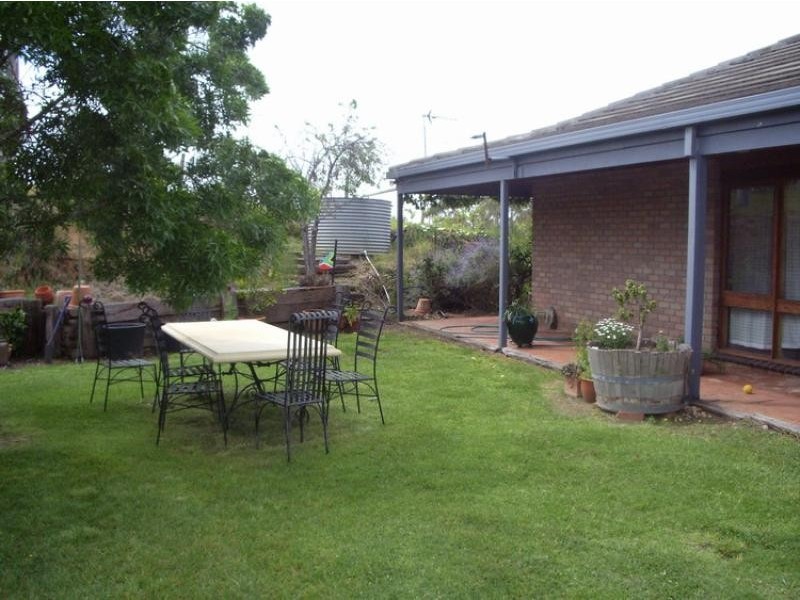 - Mast Road, Ararat VIC 3377