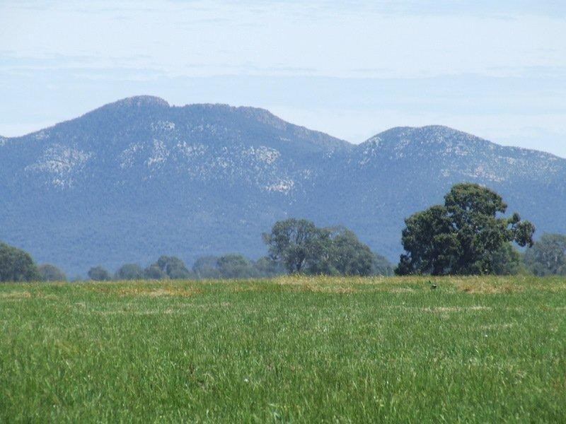 129 Muirhead Road, Willaura VIC 3379