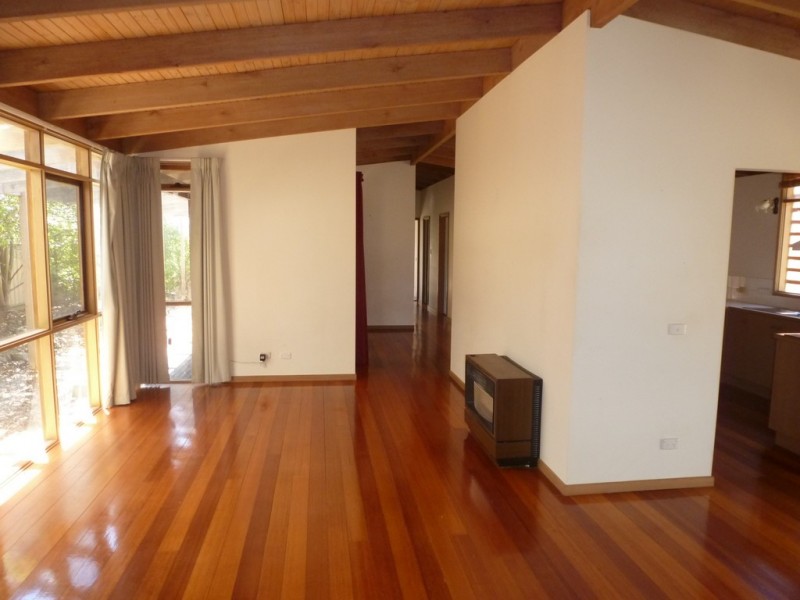 9 Vanstan Street, Ararat VIC 3377
