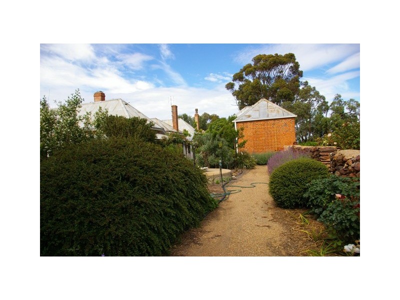 274 Moyston-Great Western Rd, Moyston VIC 3377