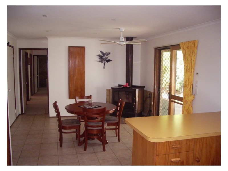 21 Henderson St, Ararat VIC 3377