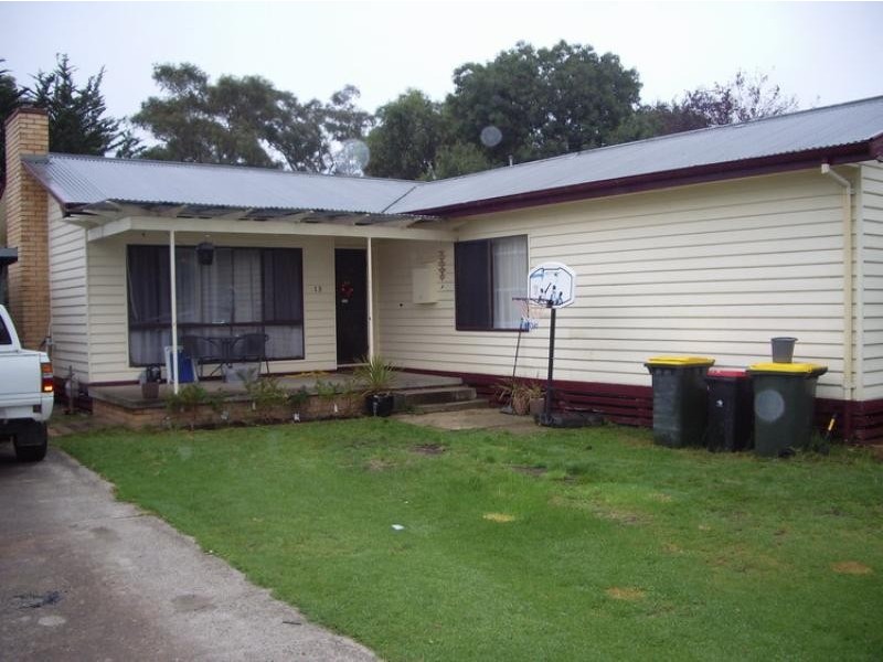 13 Baird Street, Ararat VIC 3377