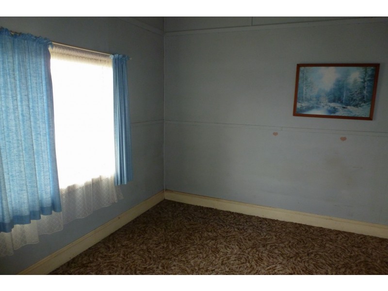 12 McLellan Street, Ararat VIC 3377