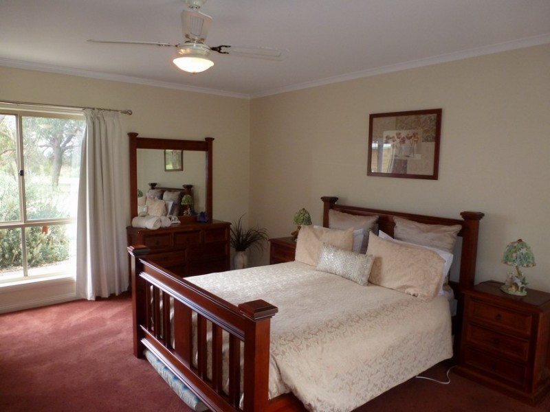 57 Bomjinna Court, Pomonal VIC 3381