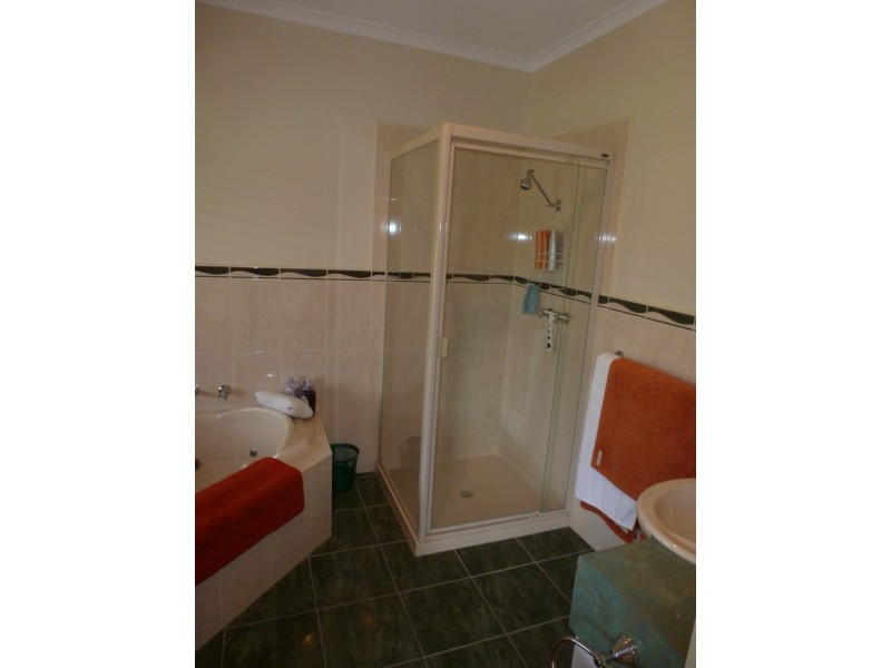 57 Bomjinna Court, Pomonal VIC 3381