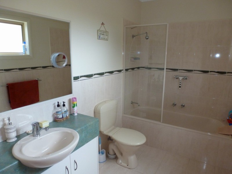 57 Bomjinna Court, Pomonal VIC 3381