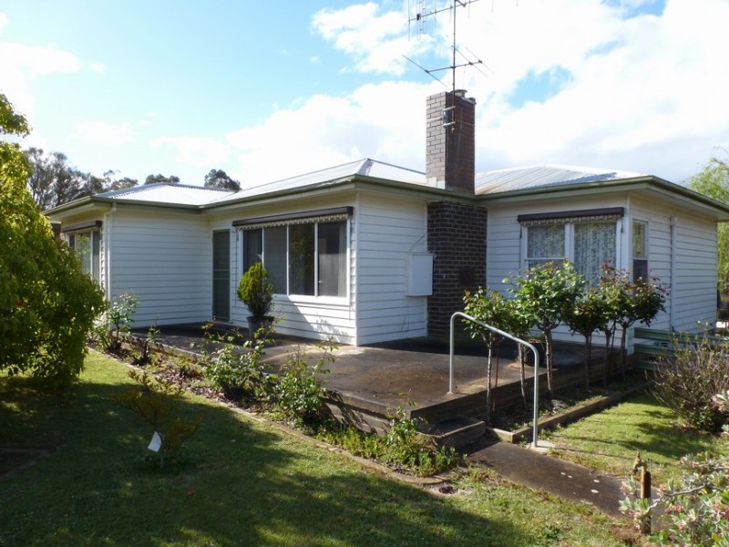 124 Picnic Road, Ararat VIC 3377