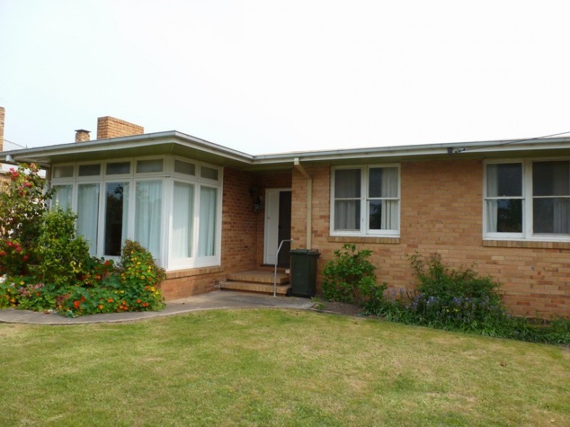 9 Dawson Street, Ararat VIC 3377