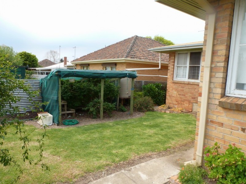 9 Dawson Street, Ararat VIC 3377