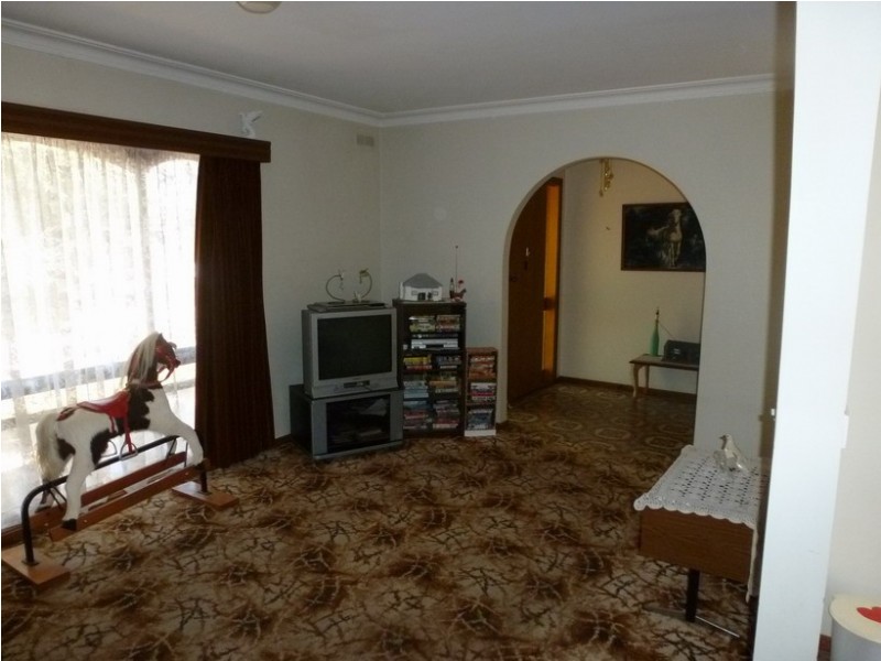 64 Tatyoon Road, Ararat VIC 3377