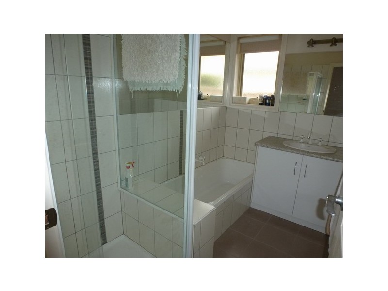 33 Mc Gibbony Street, Ararat VIC 3377