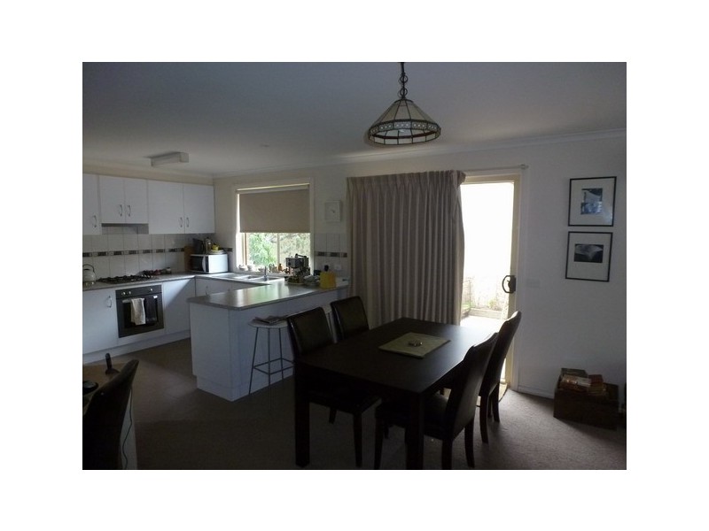 33 Mc Gibbony Street, Ararat VIC 3377