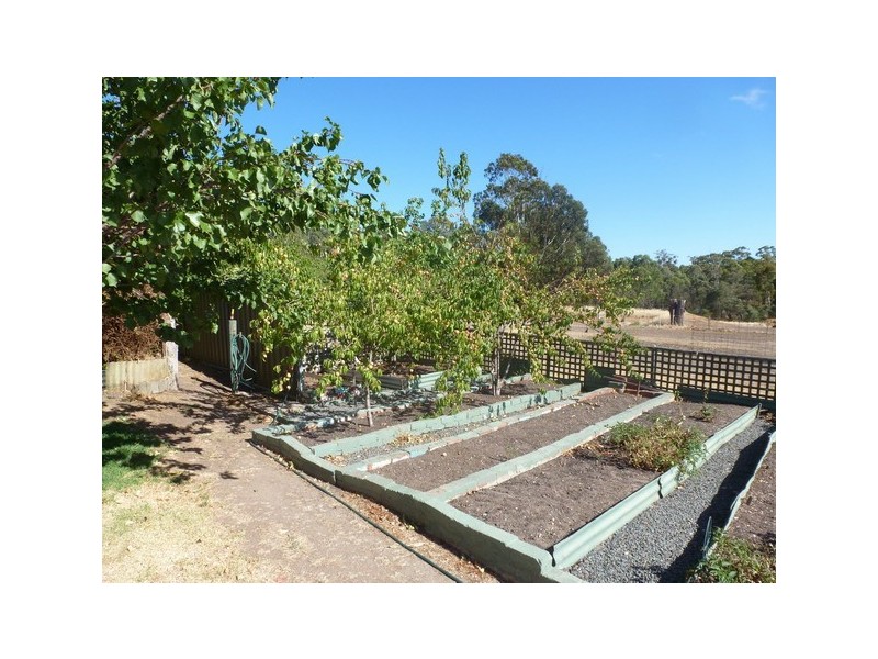 9010 Mortlake-Ararat Rd, Ararat VIC 3377