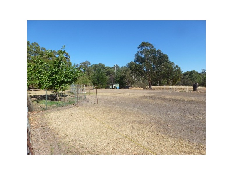 9010 Mortlake-Ararat Rd, Ararat VIC 3377