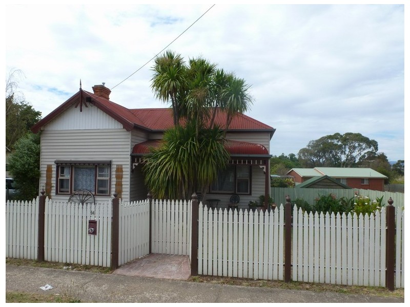 14 Lambert Street, Ararat VIC 3377