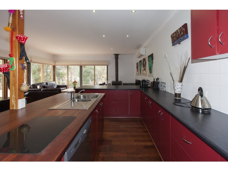 197 Mt Cole Road, Warrak VIC 3377