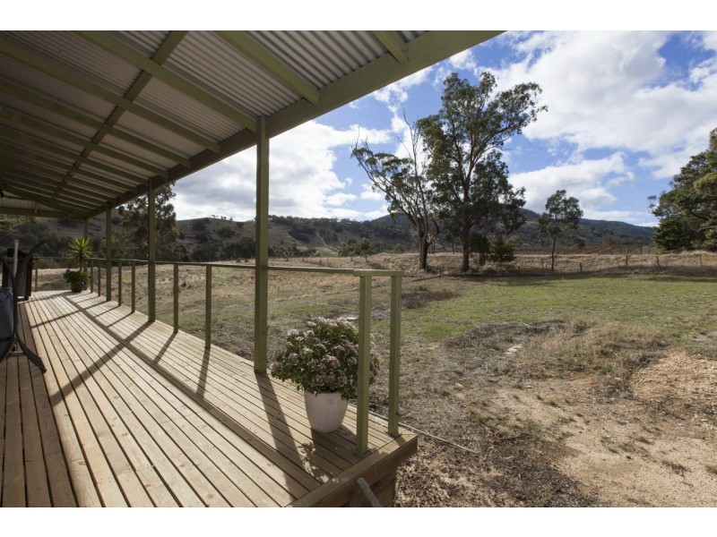 197 Mt Cole Road, Warrak VIC 3377