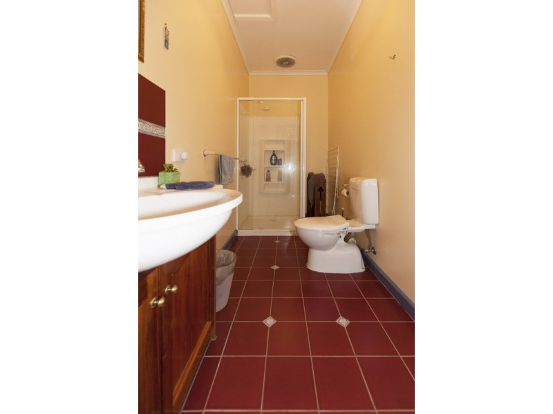 197 Mt Cole Road, Warrak VIC 3377