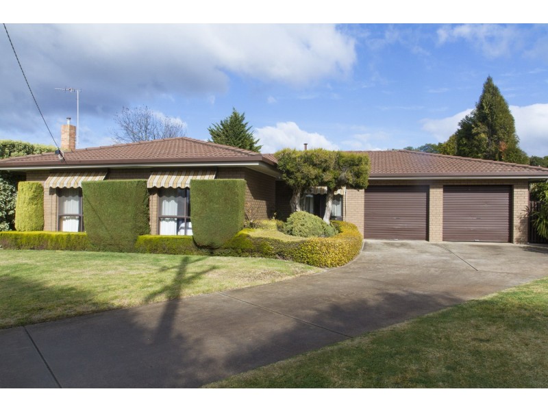 67 Banfield Street, Ararat VIC 3377