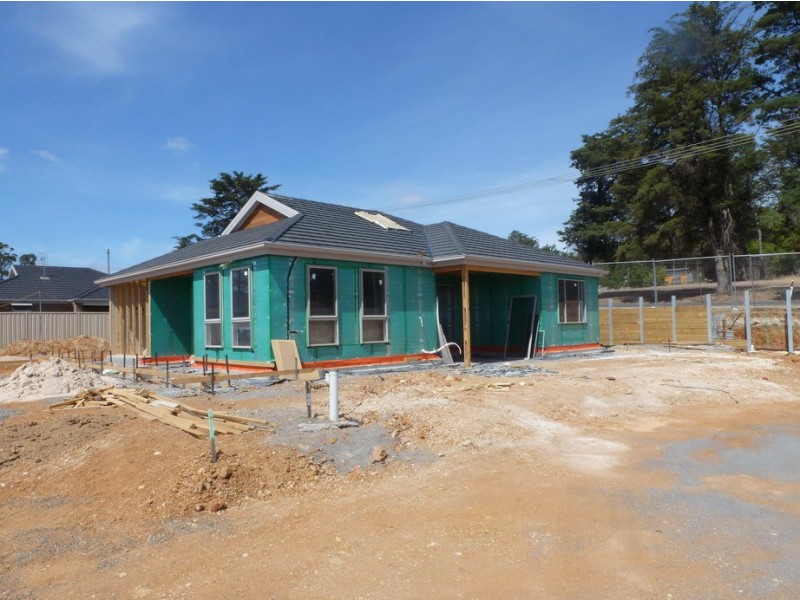 Units 4 Beveridge St, Ararat VIC 3377