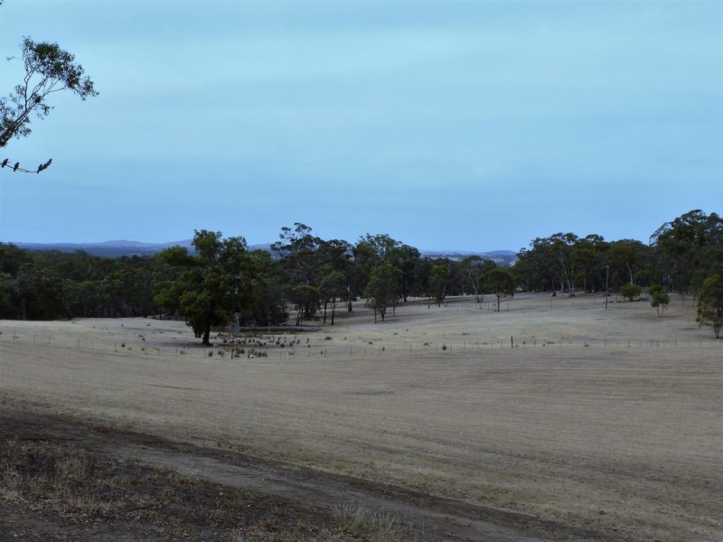 142 Westgate Road, Armstrong, Ararat VIC 3377