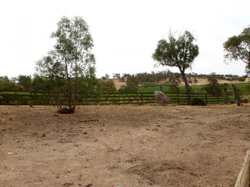 142 Westgate Road, Armstrong, Ararat VIC 3377