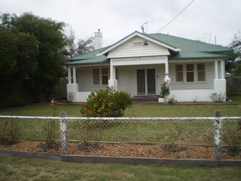 11 Ayrey Street, Willaura VIC 3379