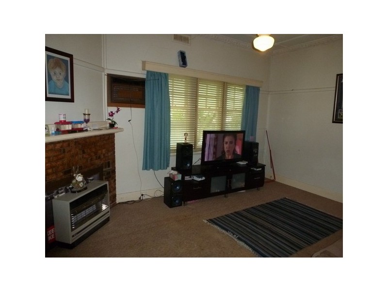 11 Ayrey Street, Willaura VIC 3379