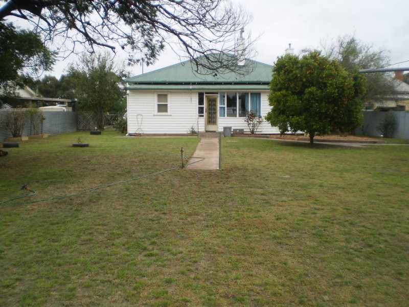 11 Ayrey Street, Willaura VIC 3379