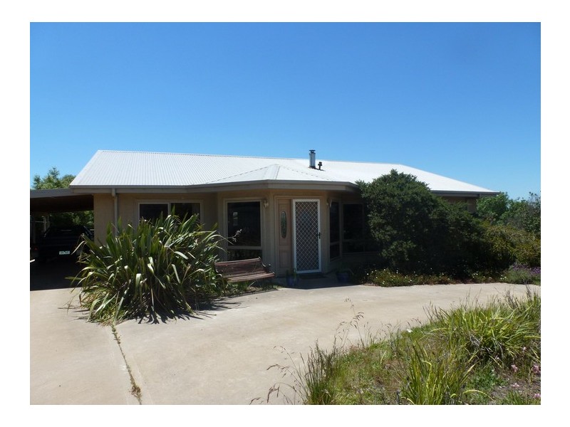 24 Truscott Street, Ararat VIC 3377