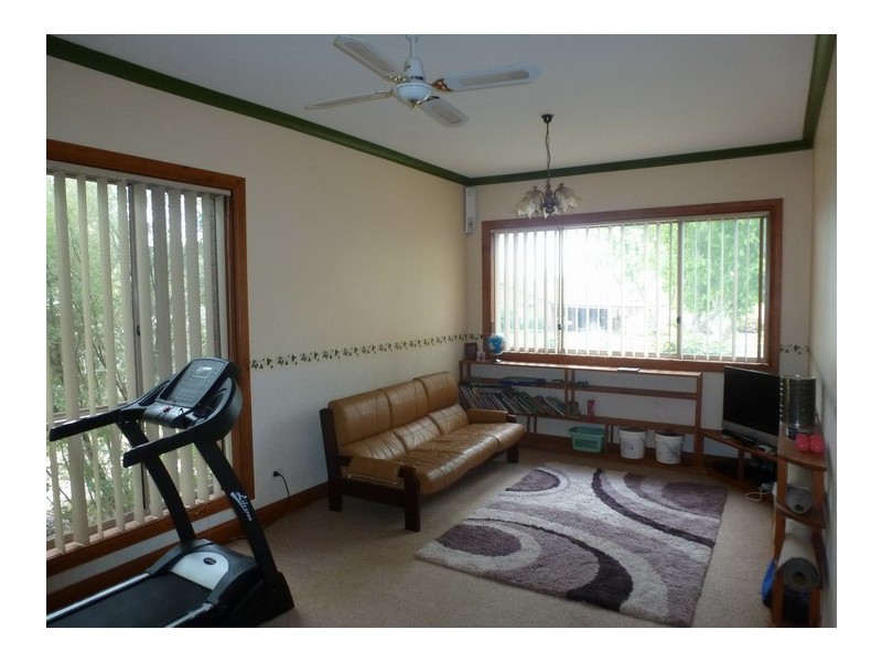 73 Banfield Street, Ararat VIC 3377