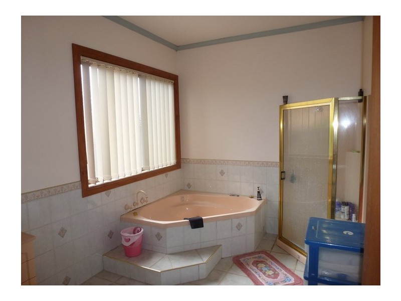 73 Banfield Street, Ararat VIC 3377