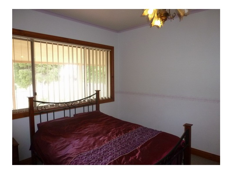 73 Banfield Street, Ararat VIC 3377