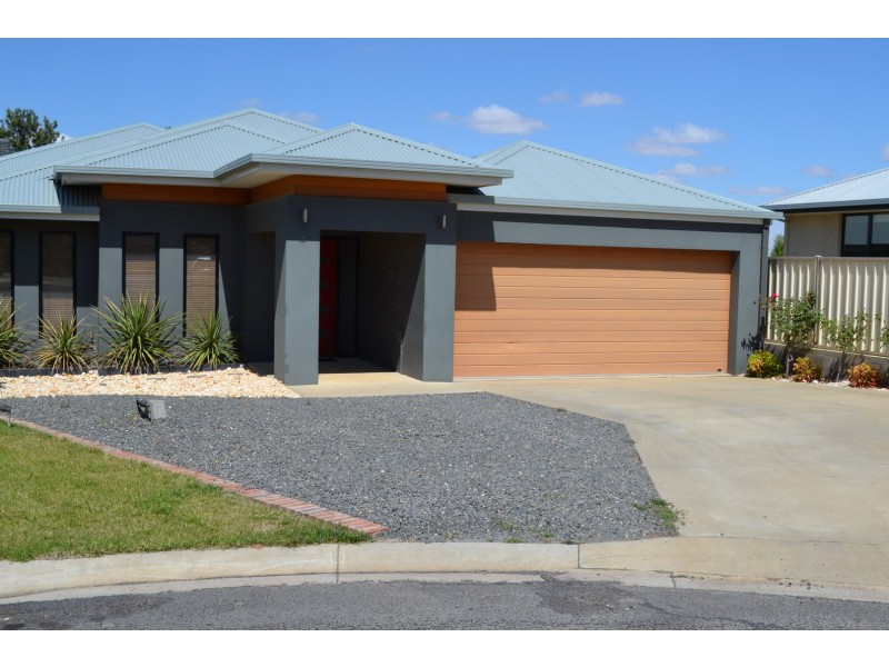 4 Highview Court, Ararat VIC 3377