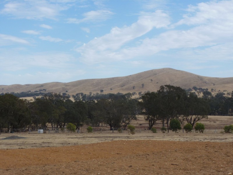 1076 Warrak Road, Warrak VIC 3377