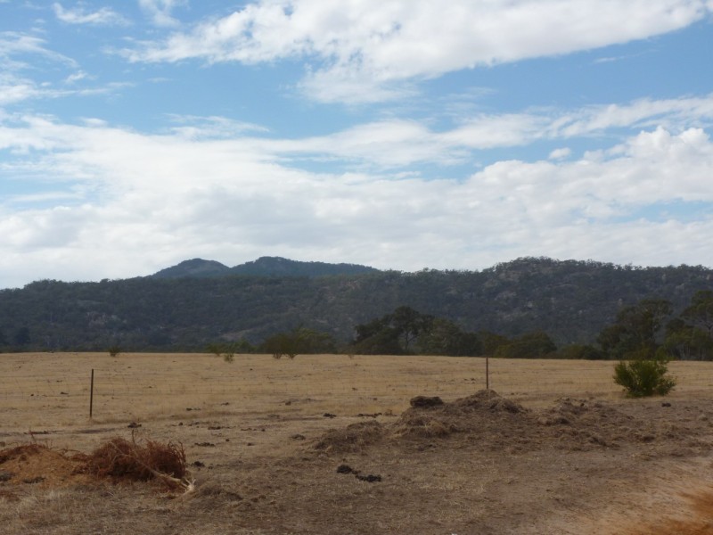 1076 Warrak Road, Warrak VIC 3377