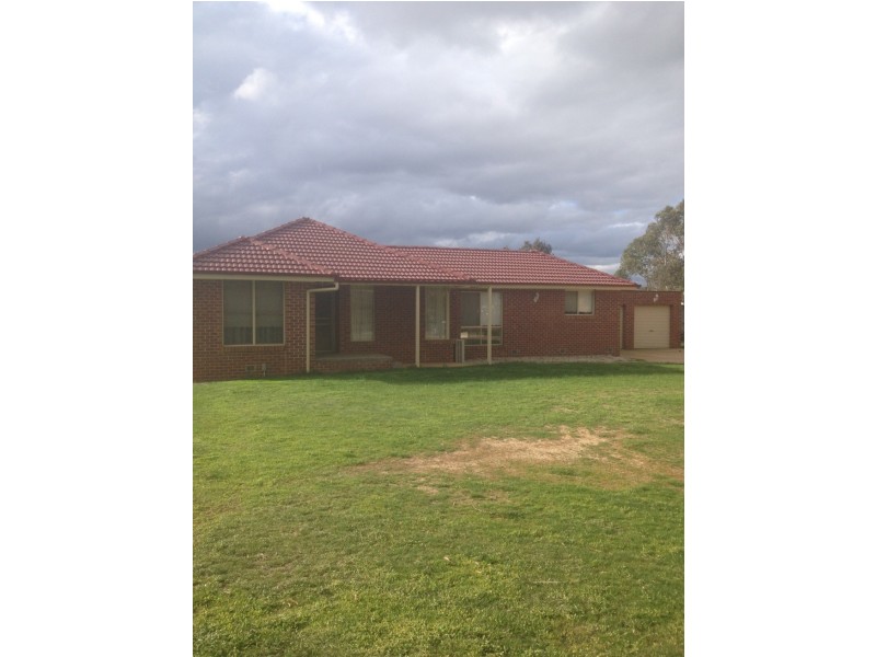 12 Hadland Street, Ararat VIC 3377