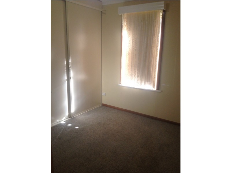 12 Hadland Street, Ararat VIC 3377