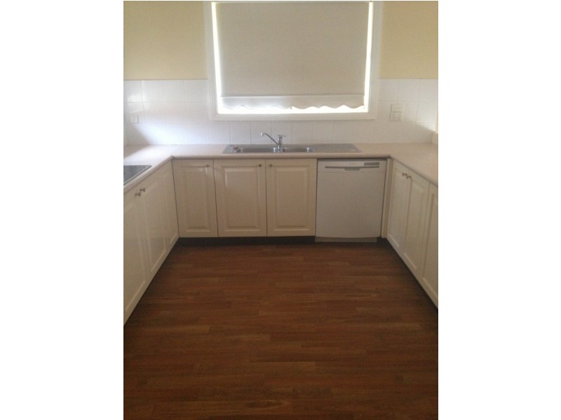 12 Hadland Street, Ararat VIC 3377