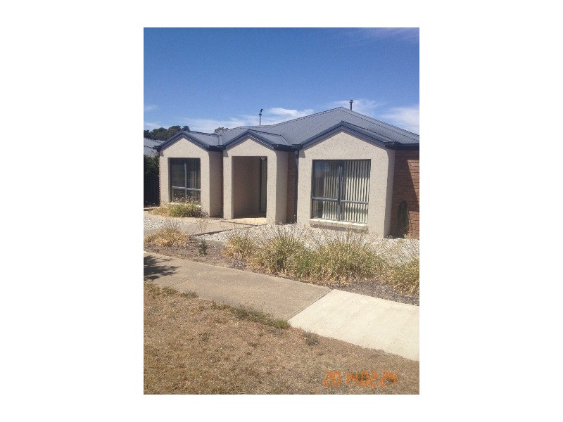 6 Lowe Street, Ararat VIC 3377