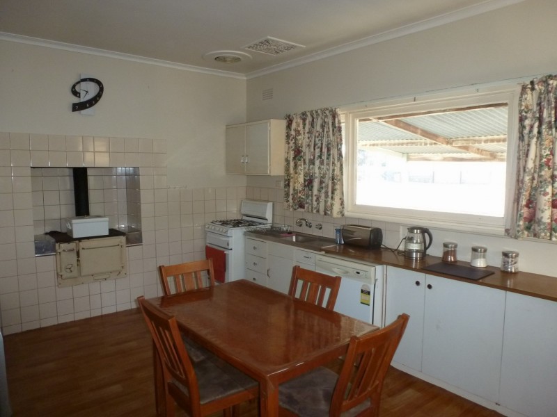 5 Benbow Street, Ararat VIC 3377