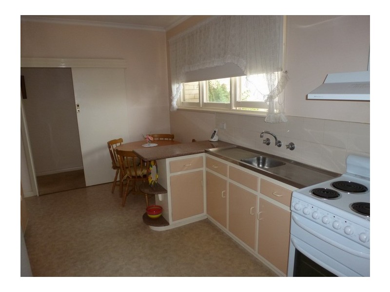 19 High Street West, Ararat VIC 3377