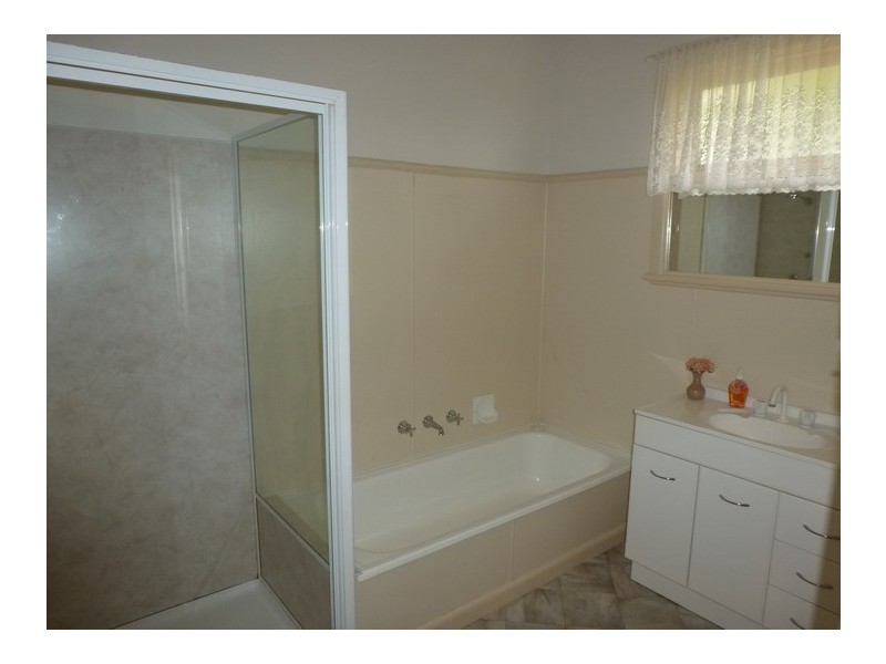 19 High Street West, Ararat VIC 3377