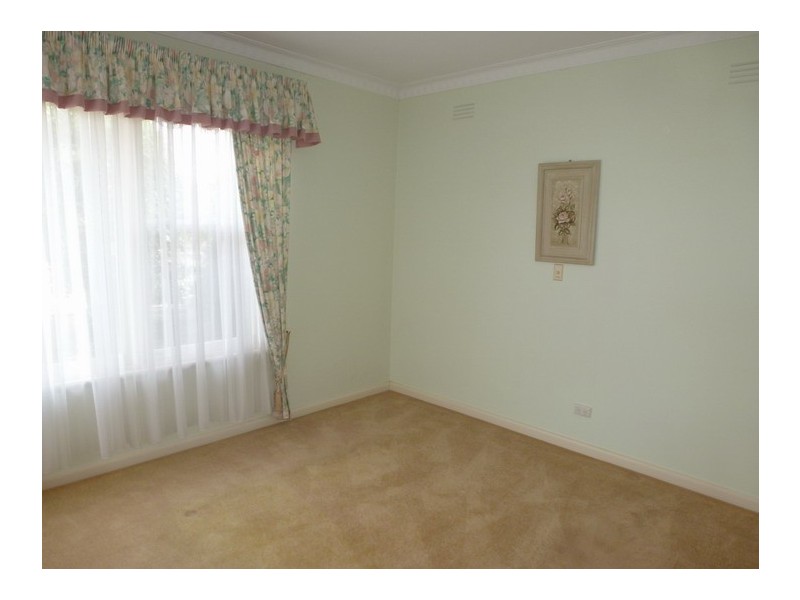 19 High Street West, Ararat VIC 3377