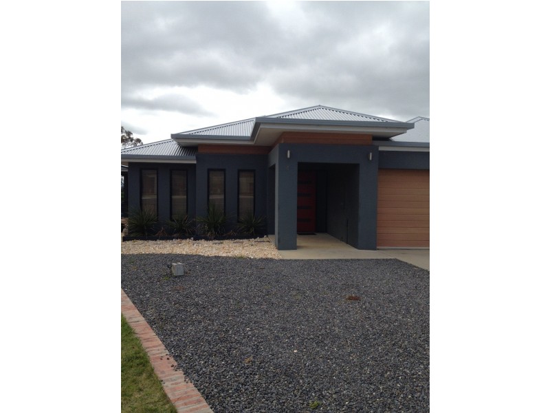 4 Highview Court, Ararat VIC 3377