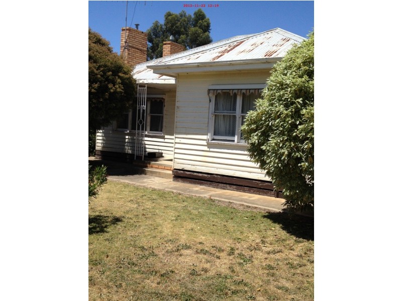 24 McGibbony Street, Ararat VIC 3377