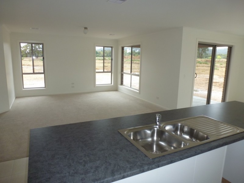 13 Domain Circuit, Ararat VIC 3377