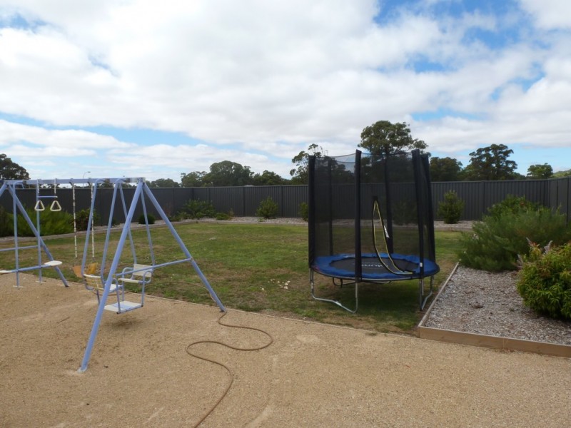 13 Domain Circuit, Ararat VIC 3377
