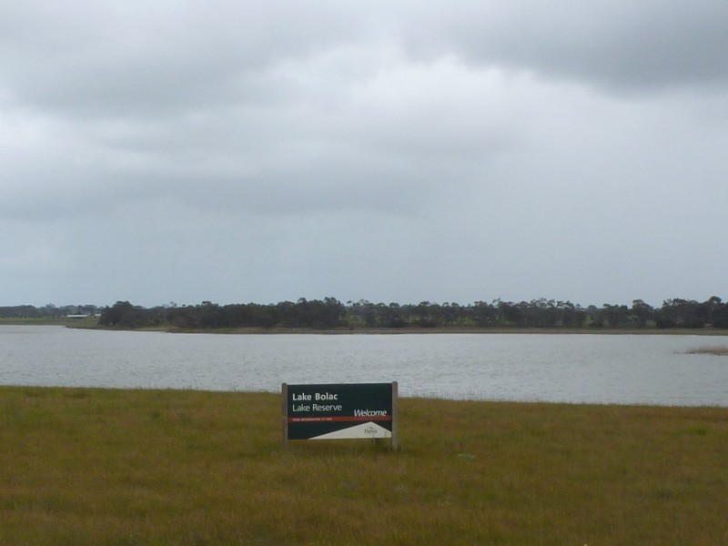 1499 Glenelg Highway, Lake Bolac VIC 3351