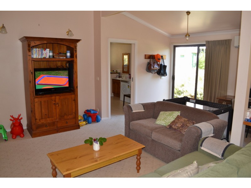 75 View Point Street, Ararat VIC 3377